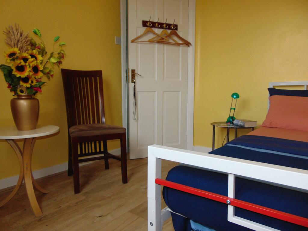 HOUSE OF ADA room 1